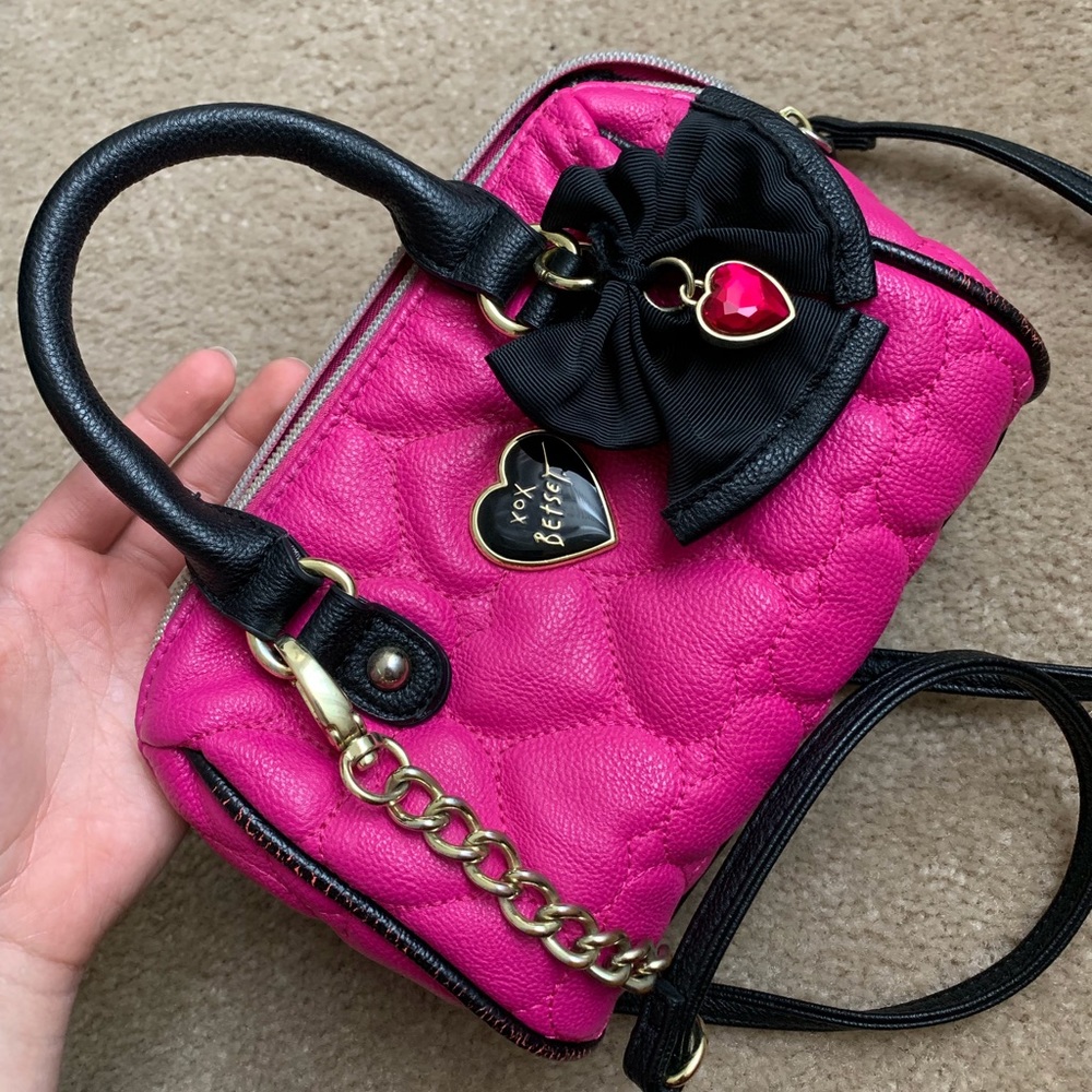 Hot Pink Betsey Johnson Crossbody Bag 🎀